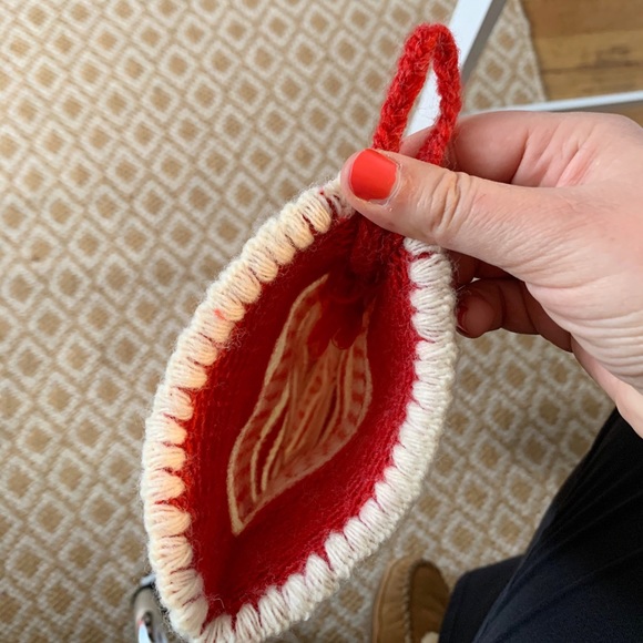 Red and white knit stocking - Picture 6 of 6